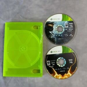 Microsoft Halo 4 Xbox 360 Game Discs 1 & 2 Sci-Fi Shooter M Rating